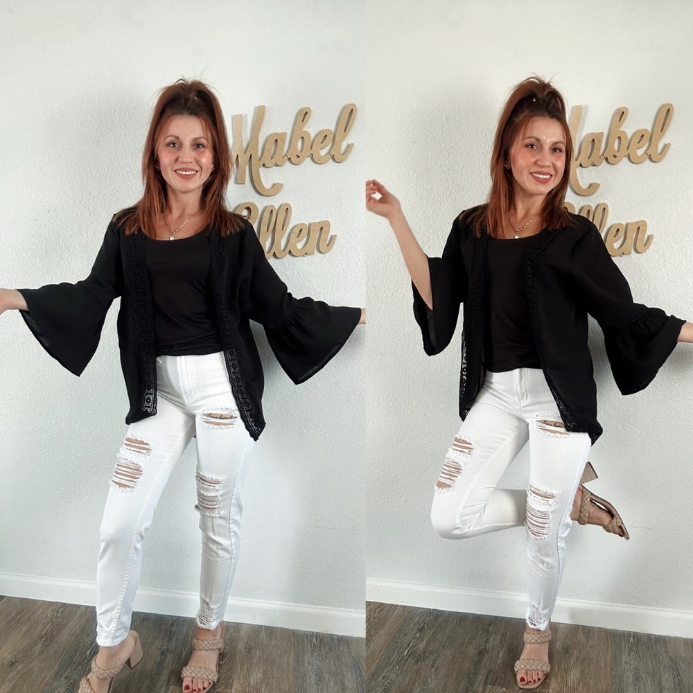 Mabel Ellen black Flowy bell sleeve cardigan kimono size small